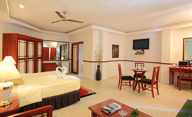 Flamingo Jacuzzi Room Flamingo Jacuzzi Room